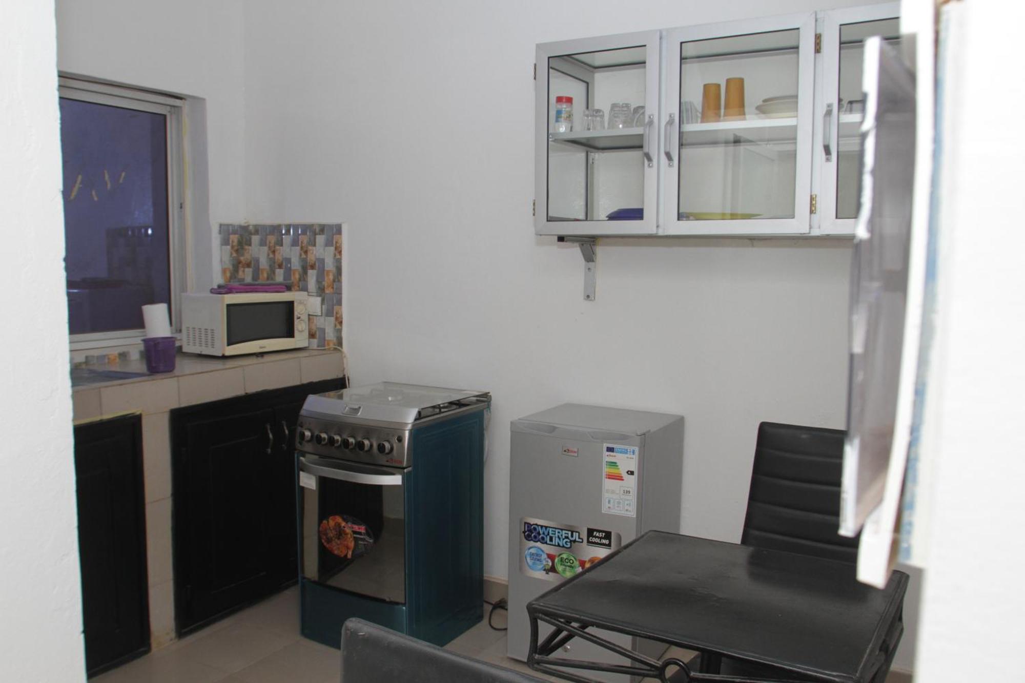 Apartamento "La Coquille", Joli Loft, Moderne, Propre, Sur Et Calme Au Coeur De Saly Exterior foto